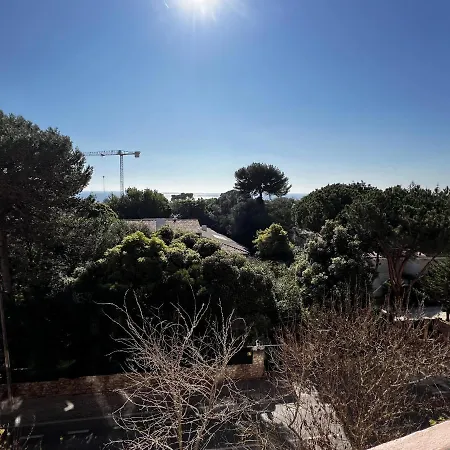 アパート Gracious In With Pool, *