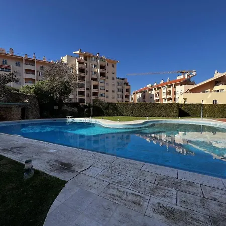Apartment Gracious In With Pool, *