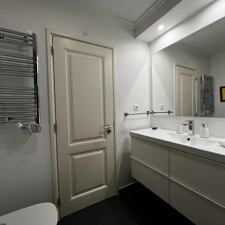 アパート Gracious In With Pool, カスカイス