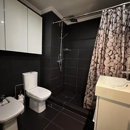 Gracious In With Pool, * カスカイス