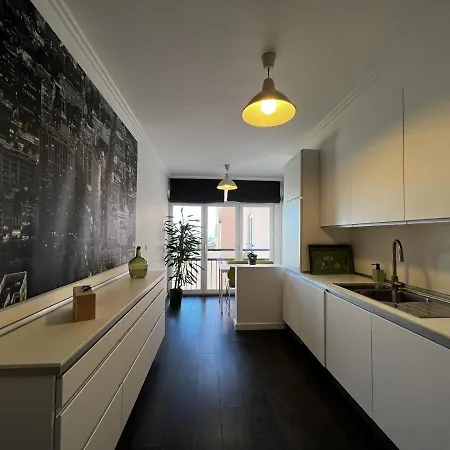 アパート Gracious In With Pool,