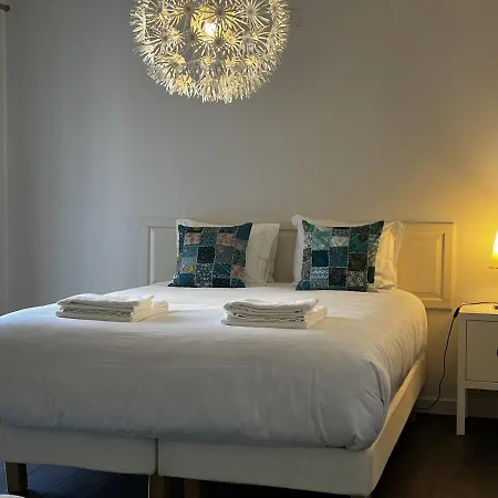 Apartment Gracious In With Pool, *