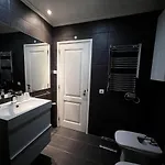 Gracious In With Pool, Cascais